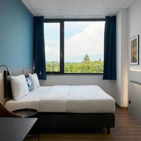 Four Points Flex By Sheraton Hotel 3*