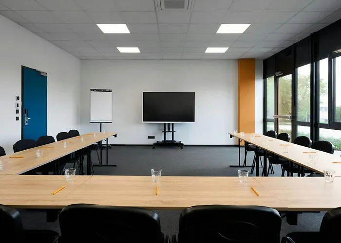 Four Points Flex By Sheraton Hotel Ostringen